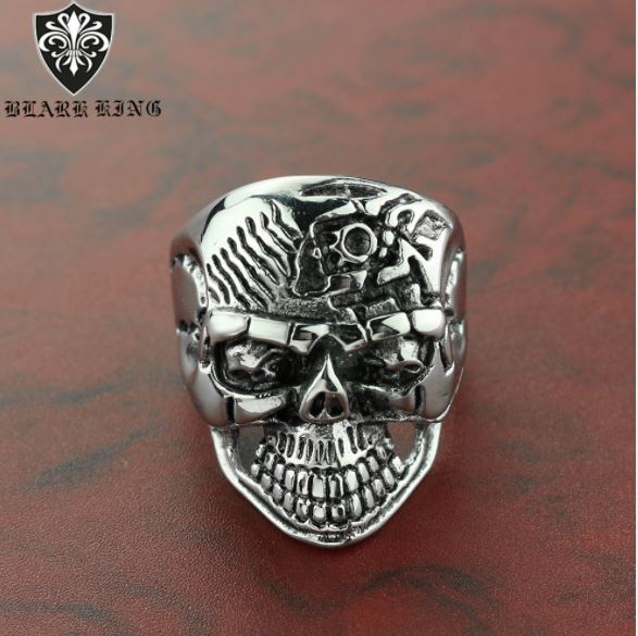 316L stainless steel wearing retro carved skull ring
