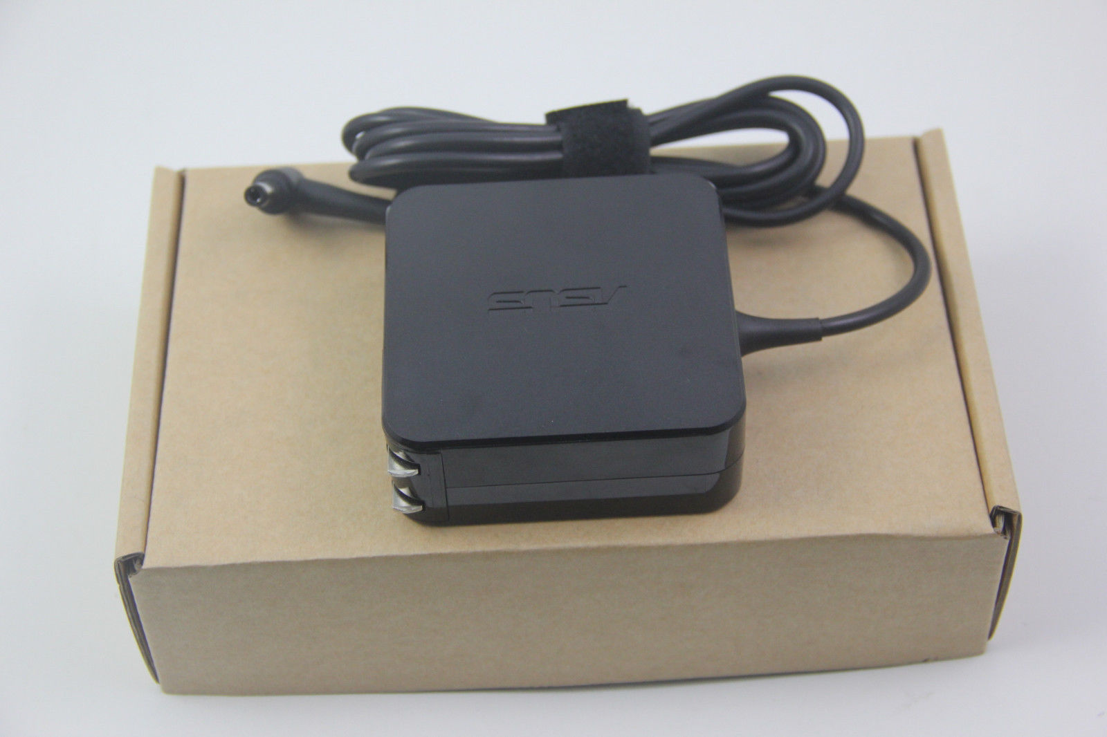 Genuine OEM 65W AC Adapter Asus PA-1650-78 ADP-65GD B X550CA EXA1203YH 65AW A